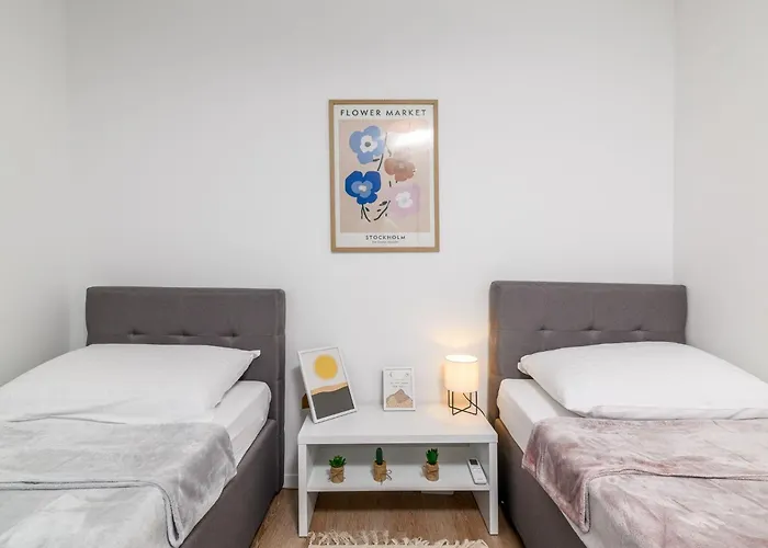 Trieste By Interhome Διαμέρισμα Ρόβινι